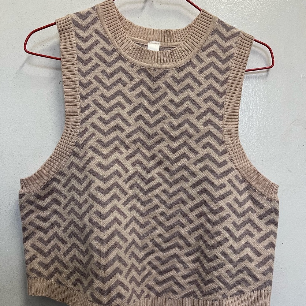 Mahina Zigzag Knit Tank Top - Beige and Brown